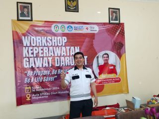 PMI Kabupaten Jombang Kirimkan Narasumber Workshop Keperawatan Gawat Darurat di STIKES Dian Husada Mojokerto