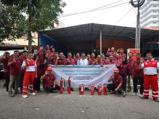 PMI Kabupaten Jombang Kirimkan 2 Trainer untuk Workshop Pertolongan Pertama dan Simulasi Tanggap Darurat PT Haleyora Power UP 3 Jawa Timur