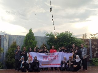 PMI Kabupaten Jombang Dukung Diklat Internal KSR Unit ITEBIS di Ngoro