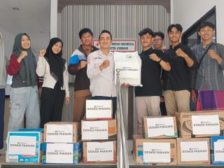 Komunitas Taekwondo Jombang Melalui PMI Salurkan Donasi ke Ponpes Himmatunnajab