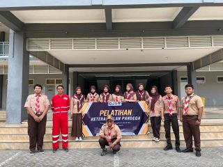 Pelatihan Keterampilan Pramuka Pandega dalam Pertolongan Pertama Gawat Darurat di Universitas Hasyim Asy’ari Tebuireng