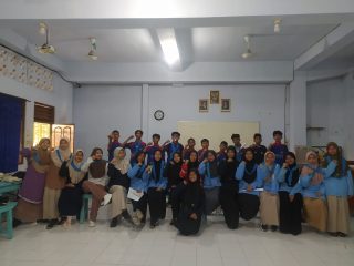 Diklat dan Ujian Kecakapan Pertolongan Pertama: PMR Madya SMP Budi Utomo Gadingmangu Tingkatkan Skill Kemanusiaan