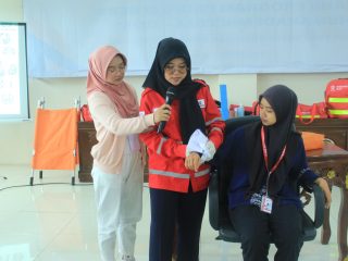 Hari Kedua Diklat Dasar KSR PMI Unit Perguruan Tinggi Kabupaten Jombang