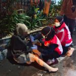 PMI Jombang Tangani Kecelakaan Libatkan Jukir Dan Dua Pengendara R2