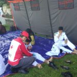 PMI Jombang Berikan Layanan P3K Pada Peringatan Hardiknas 2026 Di Lapangan Pemkab