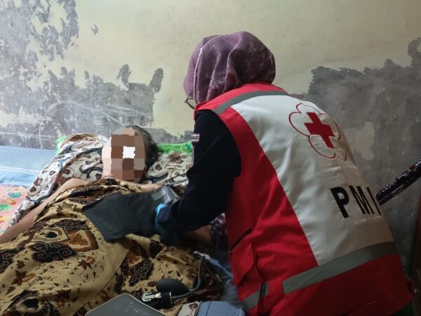 Pelayanan Ambulans Pasien Dengan Penurunan Kesadaran Menuju RSUD Jombang
