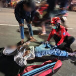 PMI Kabupaten Jombang Tangani Dua Korban Kecelakaan Sepeda Motor di Jalan Gus Dur