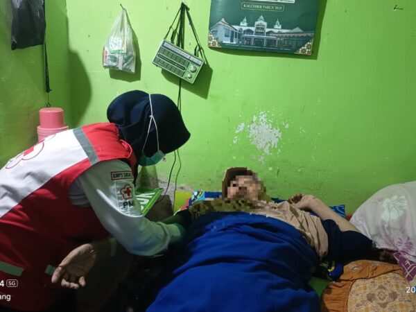 PMI Kabupaten Jombang Mobilisasi Pasien Pasca Perawatan dari RSUD Jombang ke Kediaman