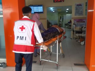 Keluhan Kepala Dan Lemas, Pasien Mendapat Mobilisasi Ke Rumah Sakit