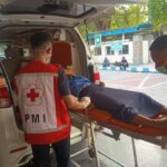 Pasien Tidak Sadarkan Diri Mendapat Mobilisasi Ke RSUD Jombang
