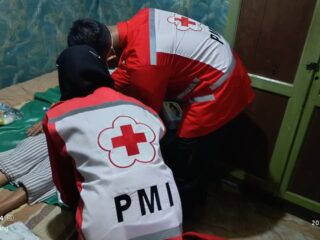 Perawatan Luka Pascaoperasi, Pasien Lansia Mendapat Layanan Kesehatan