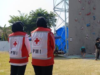 Pertandingan Panjat Tebing POPKAB Didukung Layanan Pertolongan Pertama